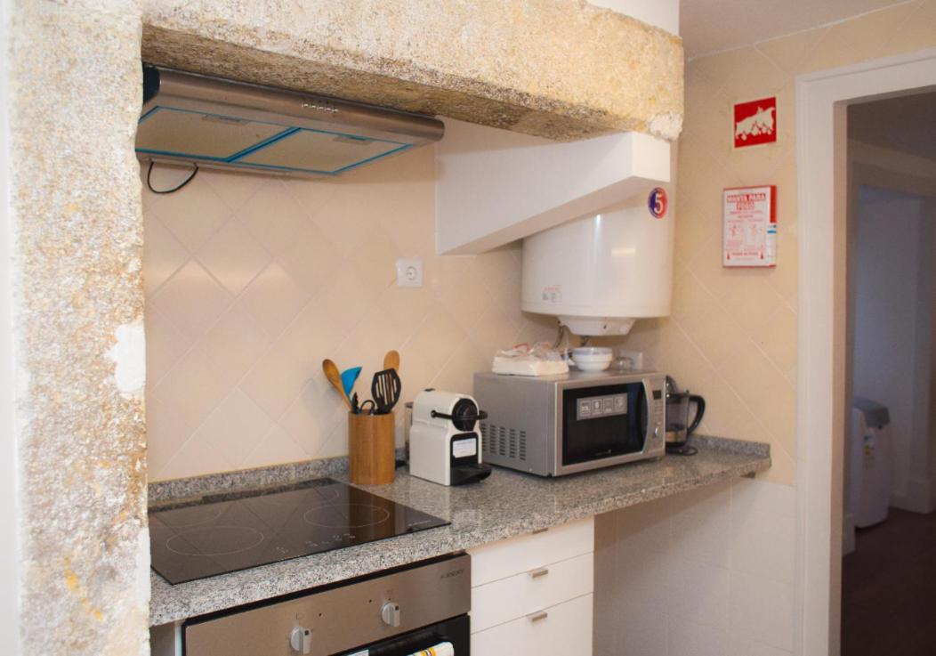 Bica Sequeiro 1 Bed Apartment Lisbon Exterior photo